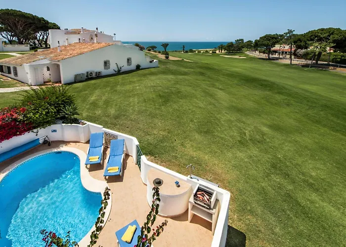 Mng Elliott51 * Vale do Lobo